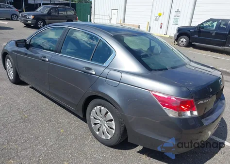 2010 Honda Accord 2.4 Lx z USA, uszkodzony, nr VIN 1HGCP2F30AA163962